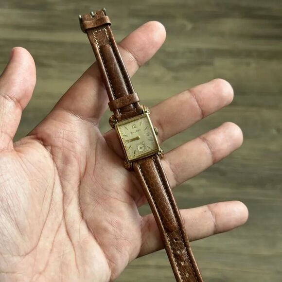 Vintage 50s Bulova Harrington Fancy Corner Wrist Watch
